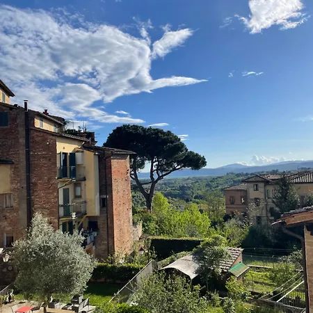 Apartment - Paolo Mascagni-centro Storico
