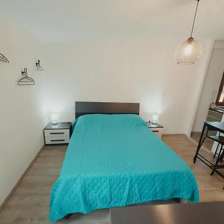 Apartment - Paolo Mascagni-centro Storico *